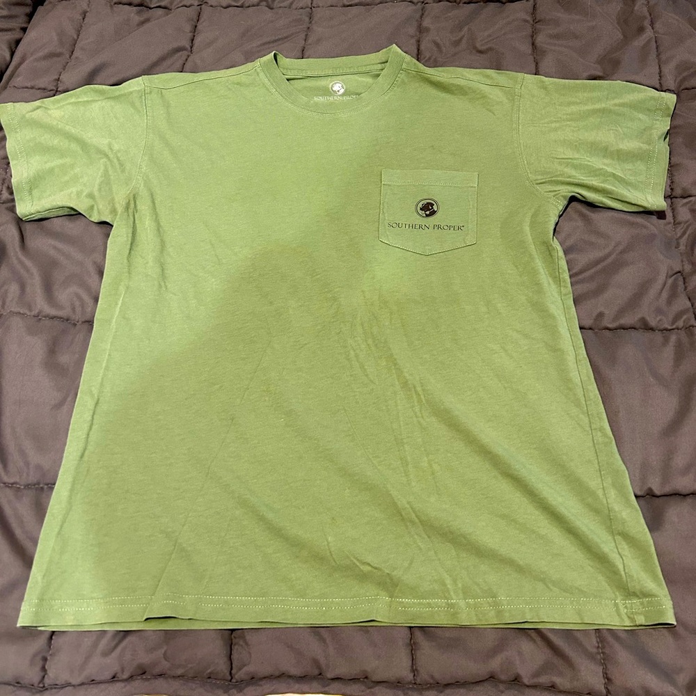 OVER 50% OFF green men’s southern proper t shirt
